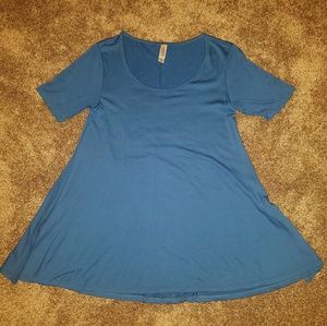 LuLaRoe XXS Solid Blue Perfect Tee 🦄🦄